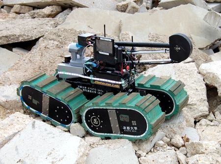 KOHGA3 search and rescue robot japan earthquake