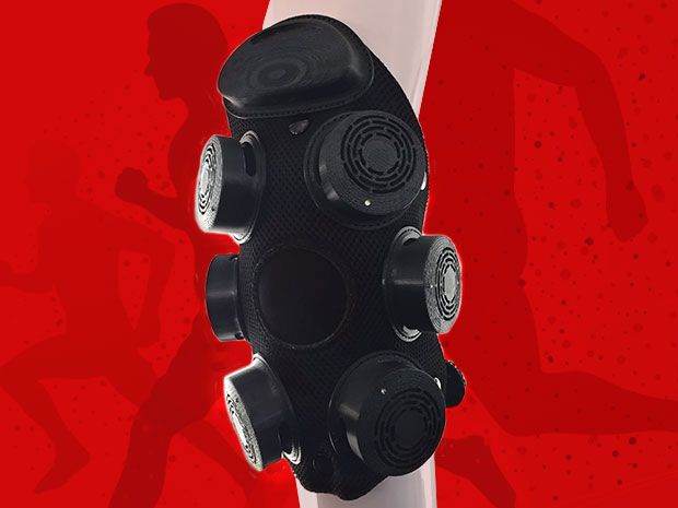A thermoelectric heating and cooling system to be worn on a person's knee looks like a black knee brace with many circular protrusions