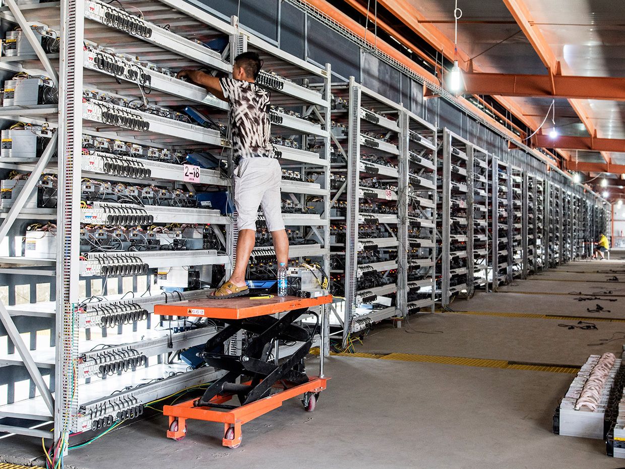 bitcoin mining datacenter)