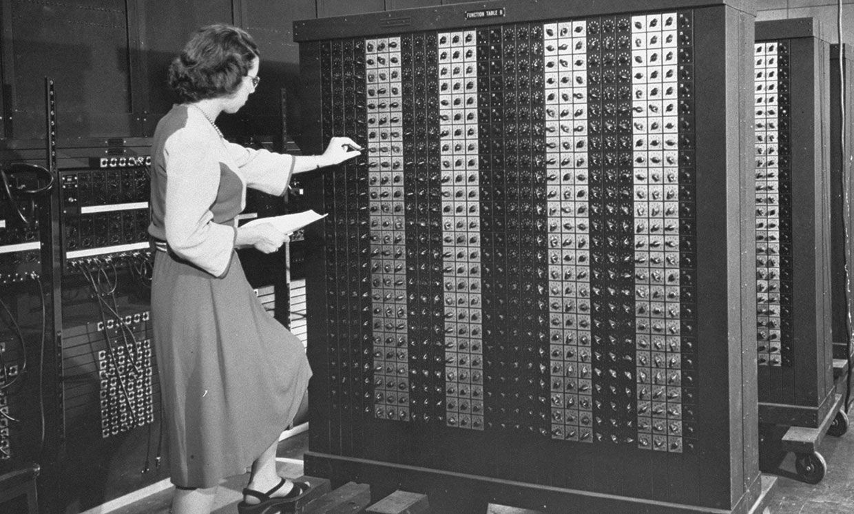 Elizabeth "Betty" Snyder working on the ENIAC.