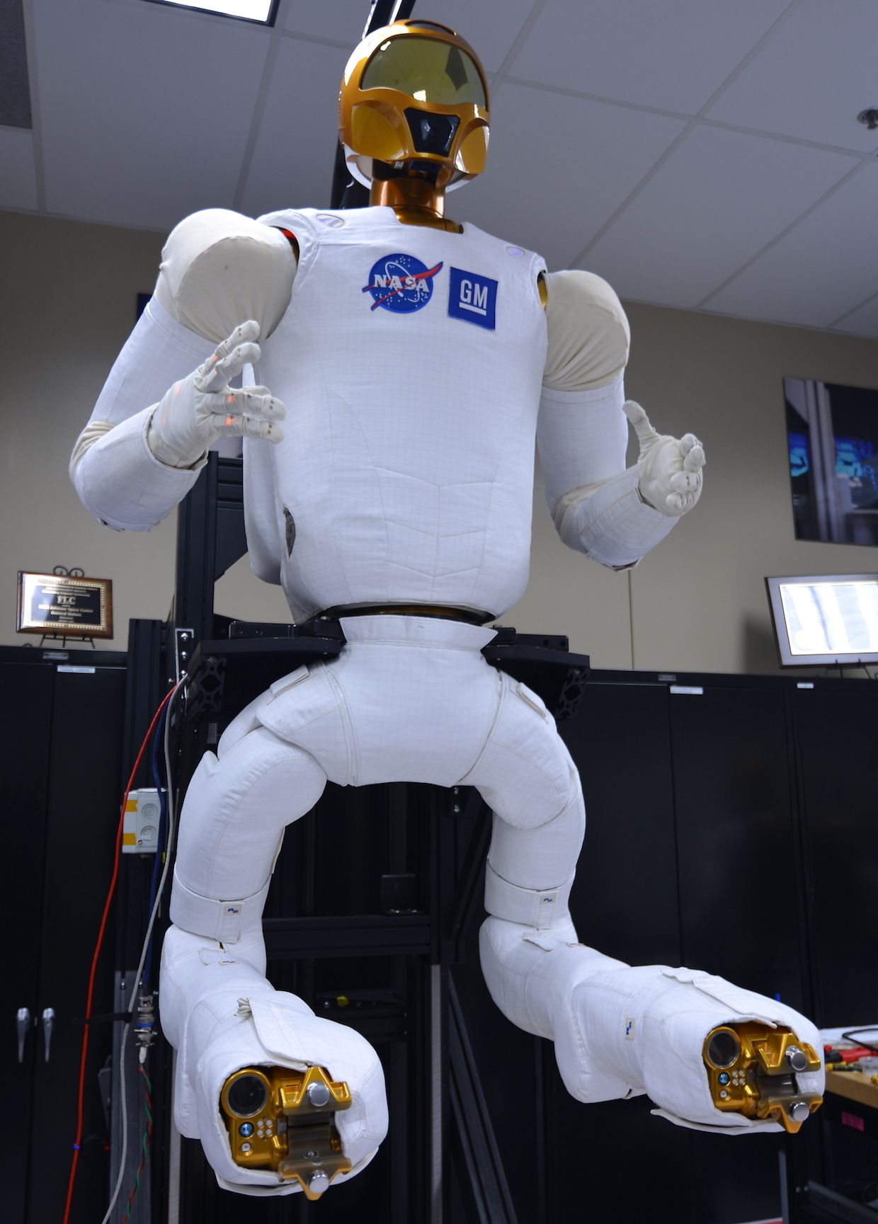 Robonaut 2 with new legs