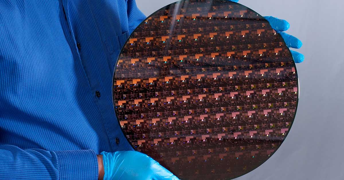 IBM has become the first in the world to introduce a 2-nanometer (nm) node chip. IBM claims this new chip will improve performance by 45 percent 