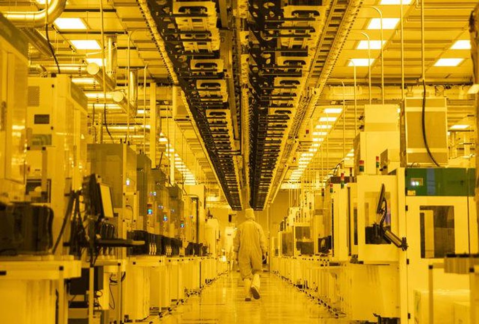 U.S. Passes Landmark Act to Fund Semiconductor Manufacturing thumbnail