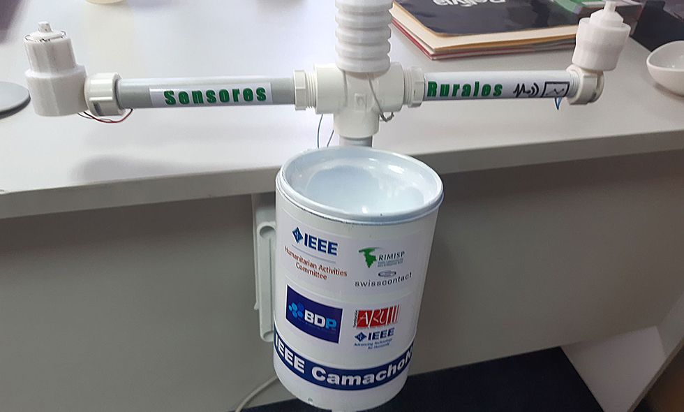 A sensor station designed and implemented by the Bolivian IEEE HAC volunteers as part of a grant provided by an international development organization.