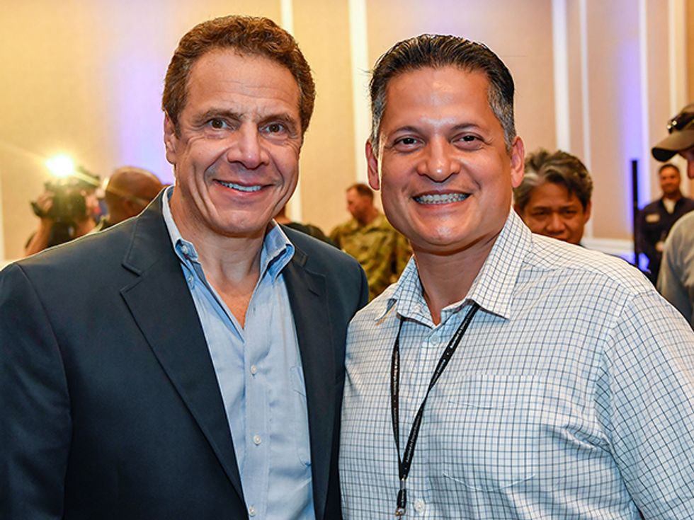 Alex Echeverr\u00eda (right) of the New York Power Authority (NYPA), with New York governor Andrew Cuomo.