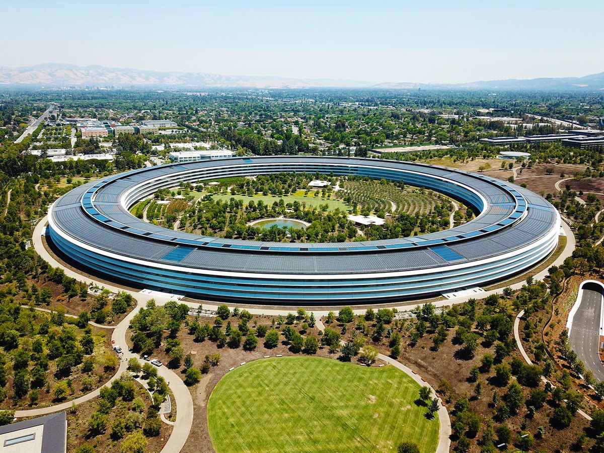 An aerial photo shows Apple's headquarters in California.
