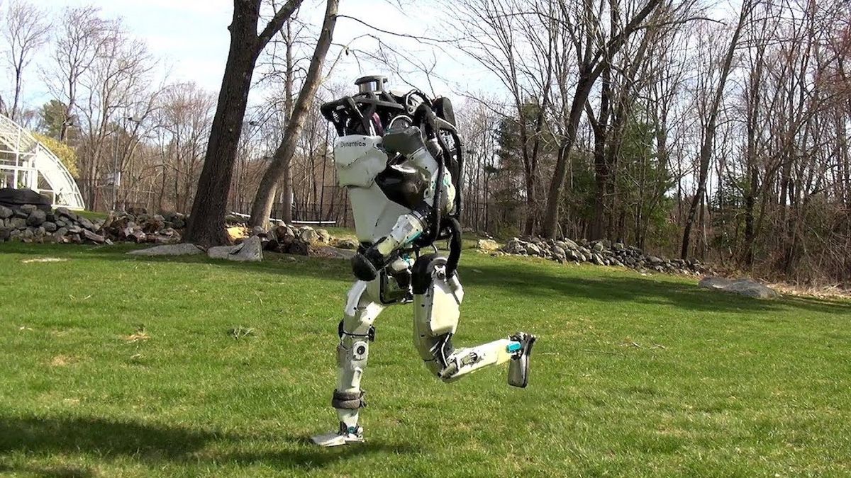 Boston Dynamics' Atlas humanoid robot jogging