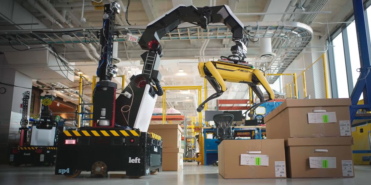 Stretch Is Boston Dynamics’ Take on a Practical Mobile Manipulator for Warehouses
