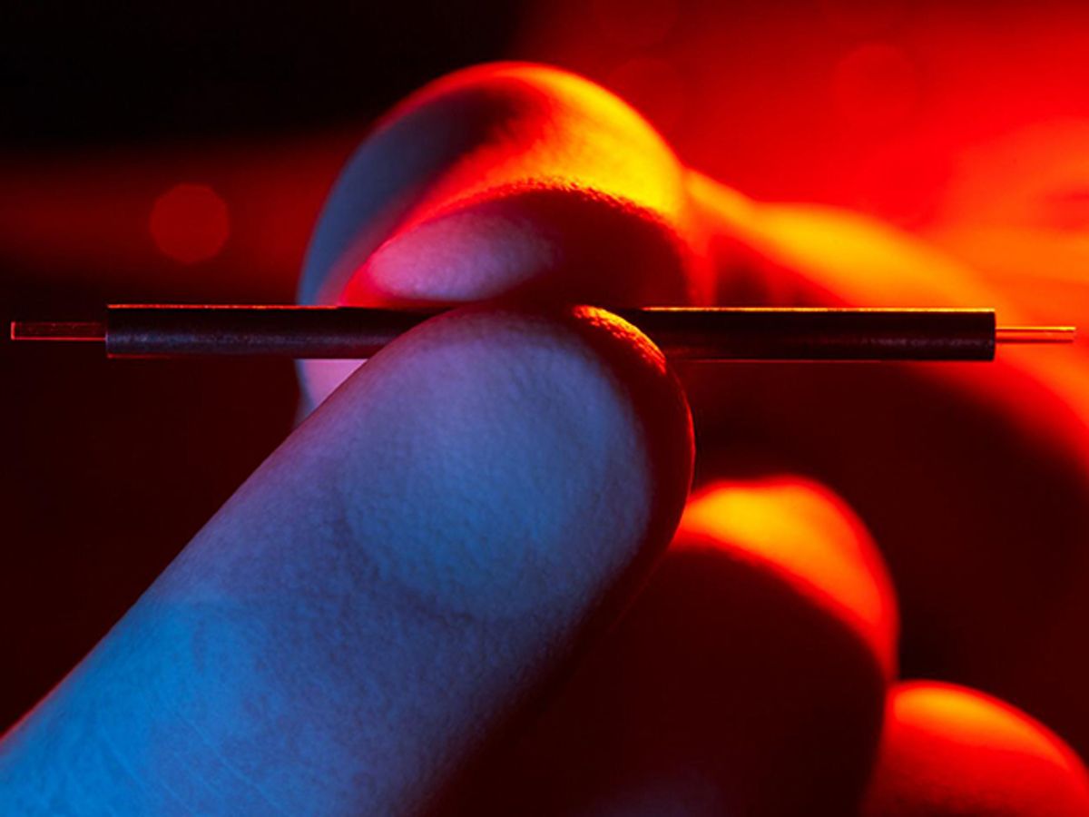 A Particle Accelerator the Size of a Sewing Needle