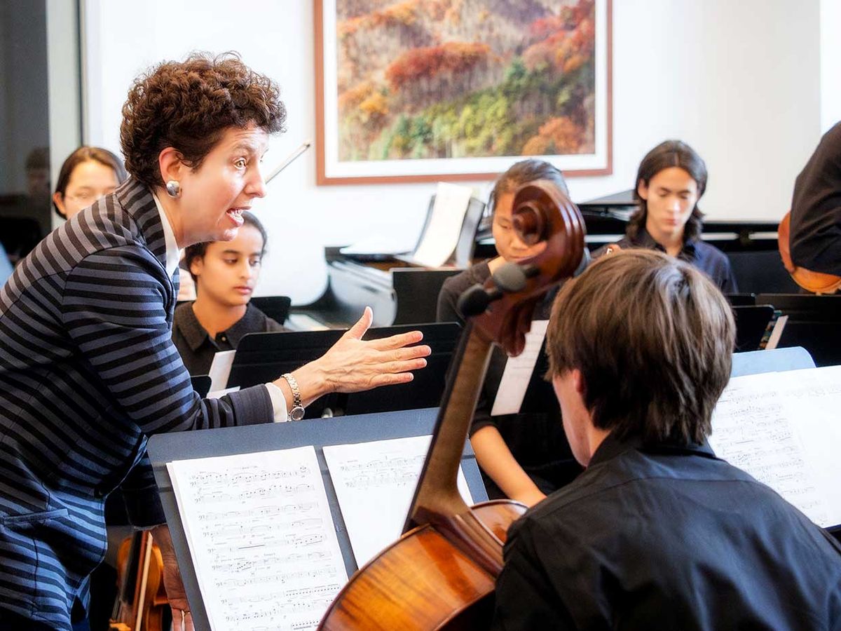 Dabby interacting with the orchestra during a OCO dress rehearsal, 2015.