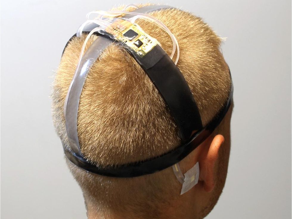 A soft, wearable brain–machine interface