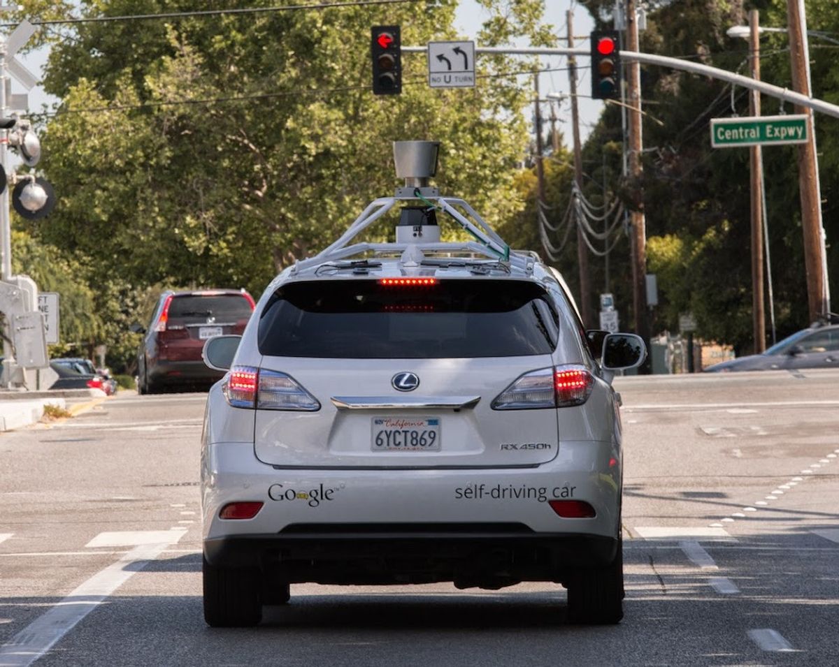 Google's Autonomous Cars Are Smarter Than Ever at 700,000 Miles