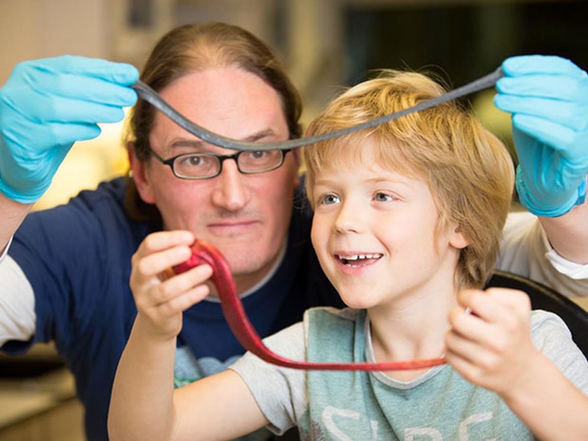 Graphene and silly putty make for a strain sensor