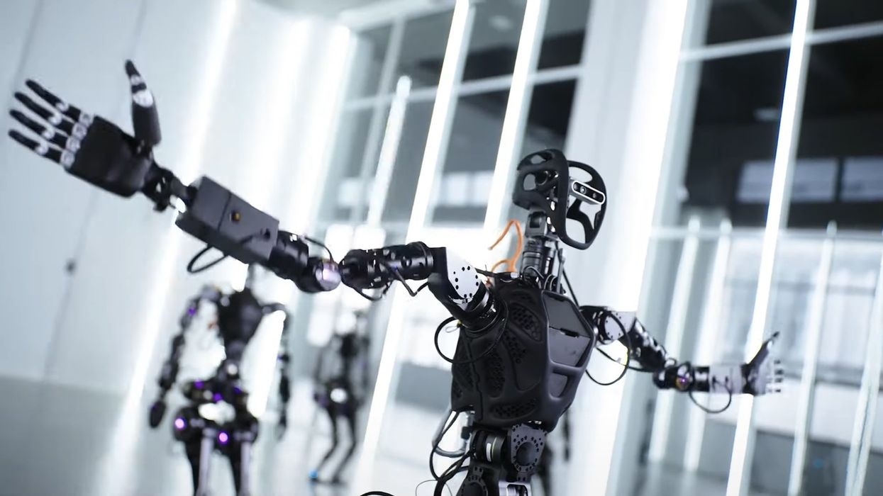 humanoid-robot-pictured-in-foreground-wi