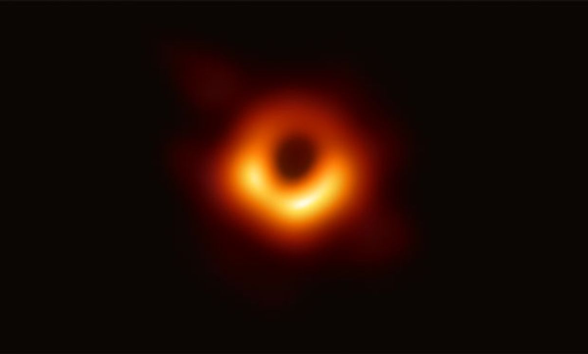 Image of the black hole