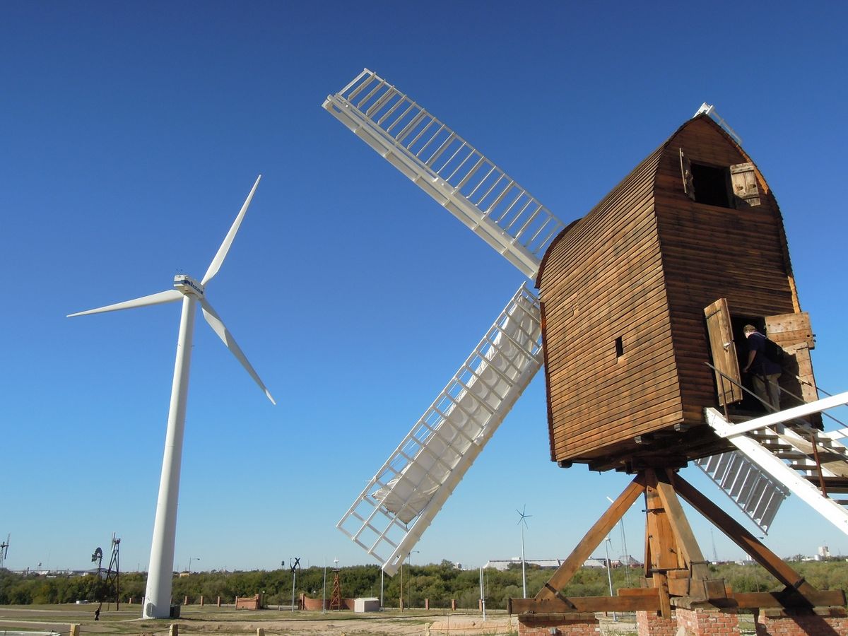 From Inside a Turbine: A Wind Power Museum Shows Tech Maturity