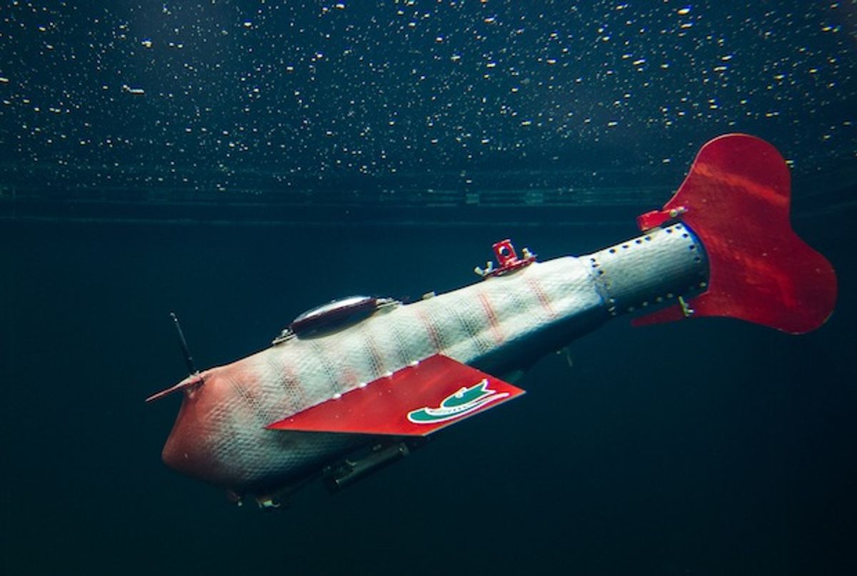 Submersible Robotic Fishoplane Can Swim for Hundreds of Kilometers