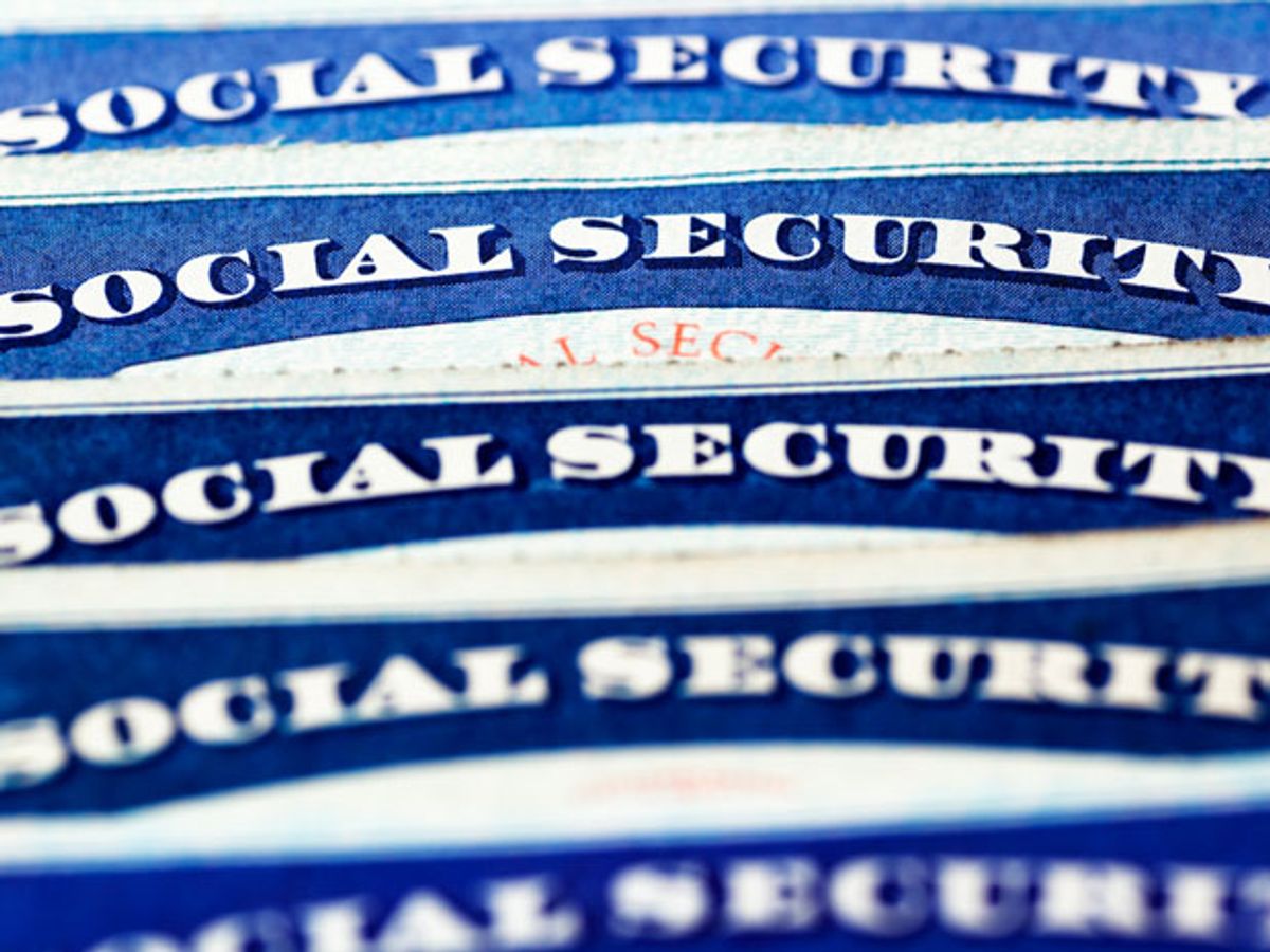 IT Hiccups of the Week: IRS Exposes Up to 100 000 Social Security Numbers Online