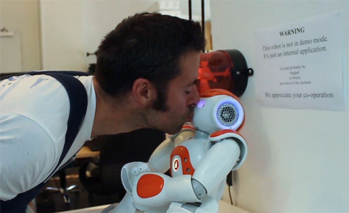 Video Friday: Military Robots, Kissing Nao, and Automated Recycling
