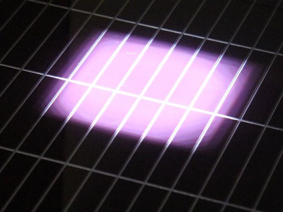 Dye-based Solar Cells Get Bump in Conversion Efficiency and Lifespan