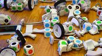 Modular Robotics' MOSS Kit Makes Building Robots a Snap