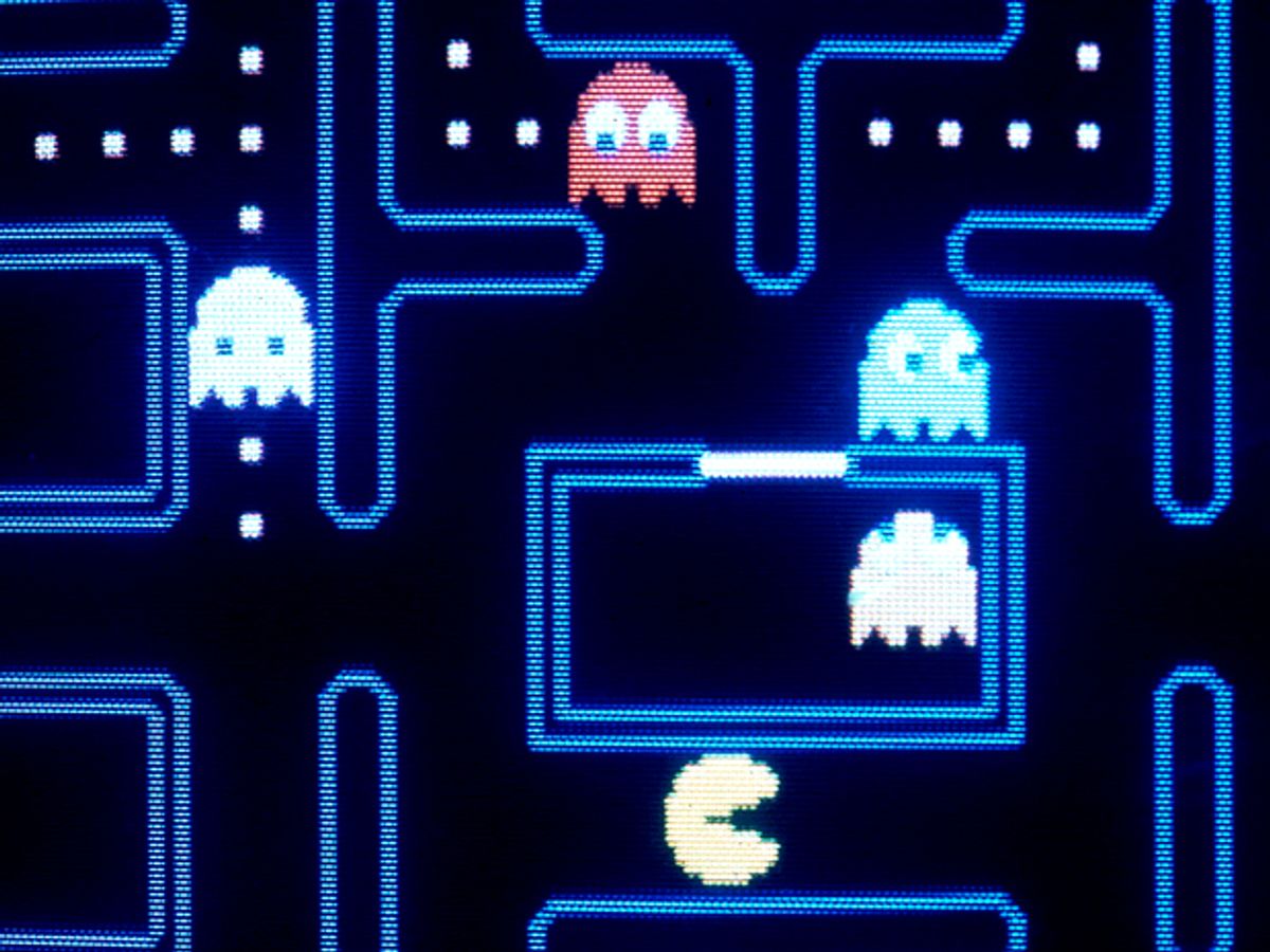 Computers Learn and Teach Each Other by Playing Pac-Man