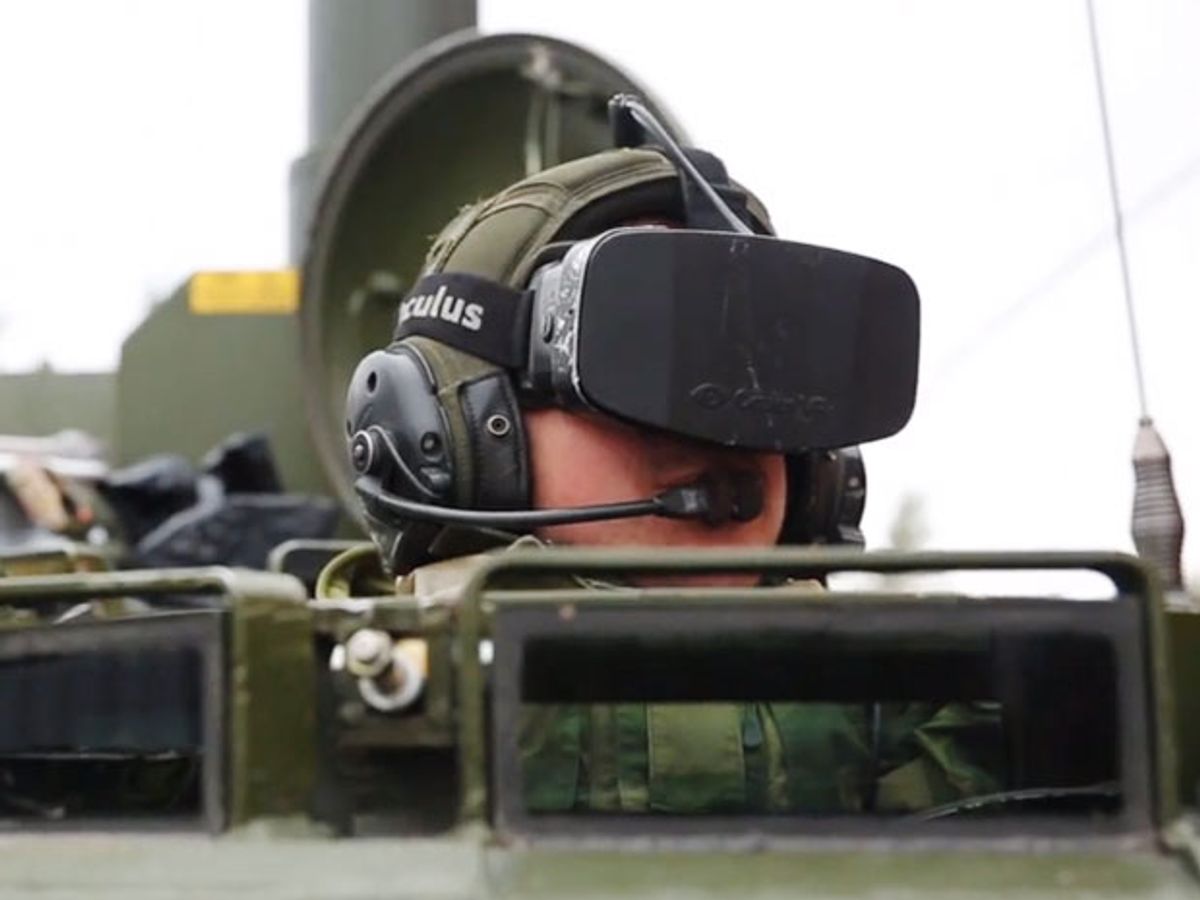Norwegian Army Drives Tanks Using Oculus Rift VR Goggle