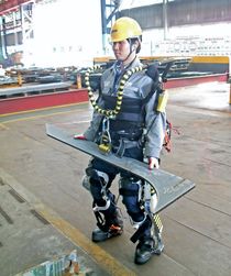 Korean Shipbuilder Testing Industrial Exoskeletons for Future Cybernetic Workforce
