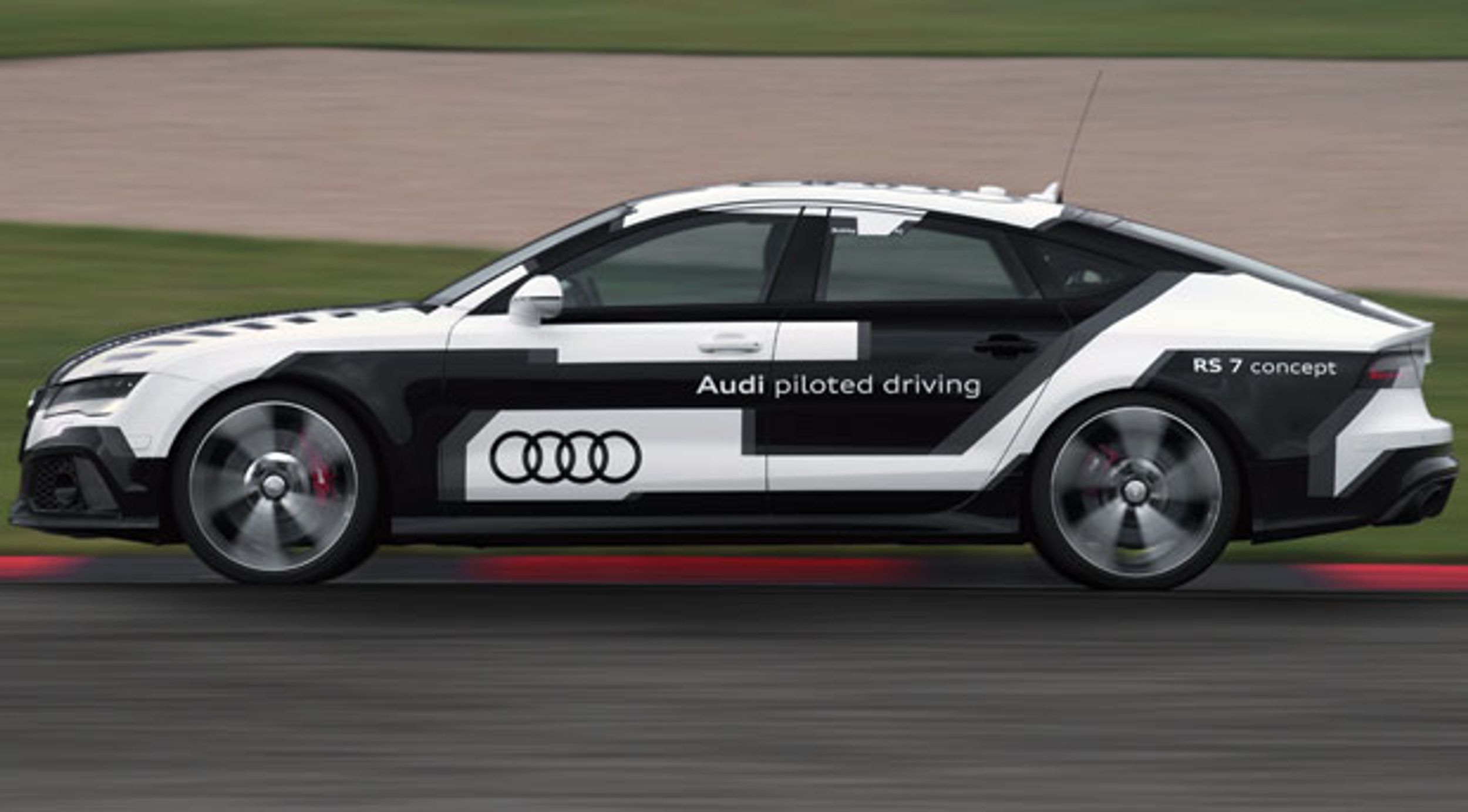 Audi Robotic Racecar Relies on GPS