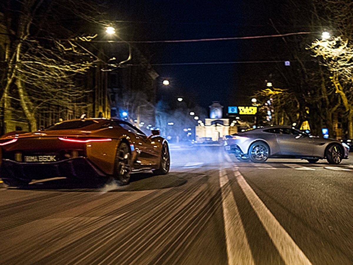 Fabulous Footage of Dueling Supercars in Rome