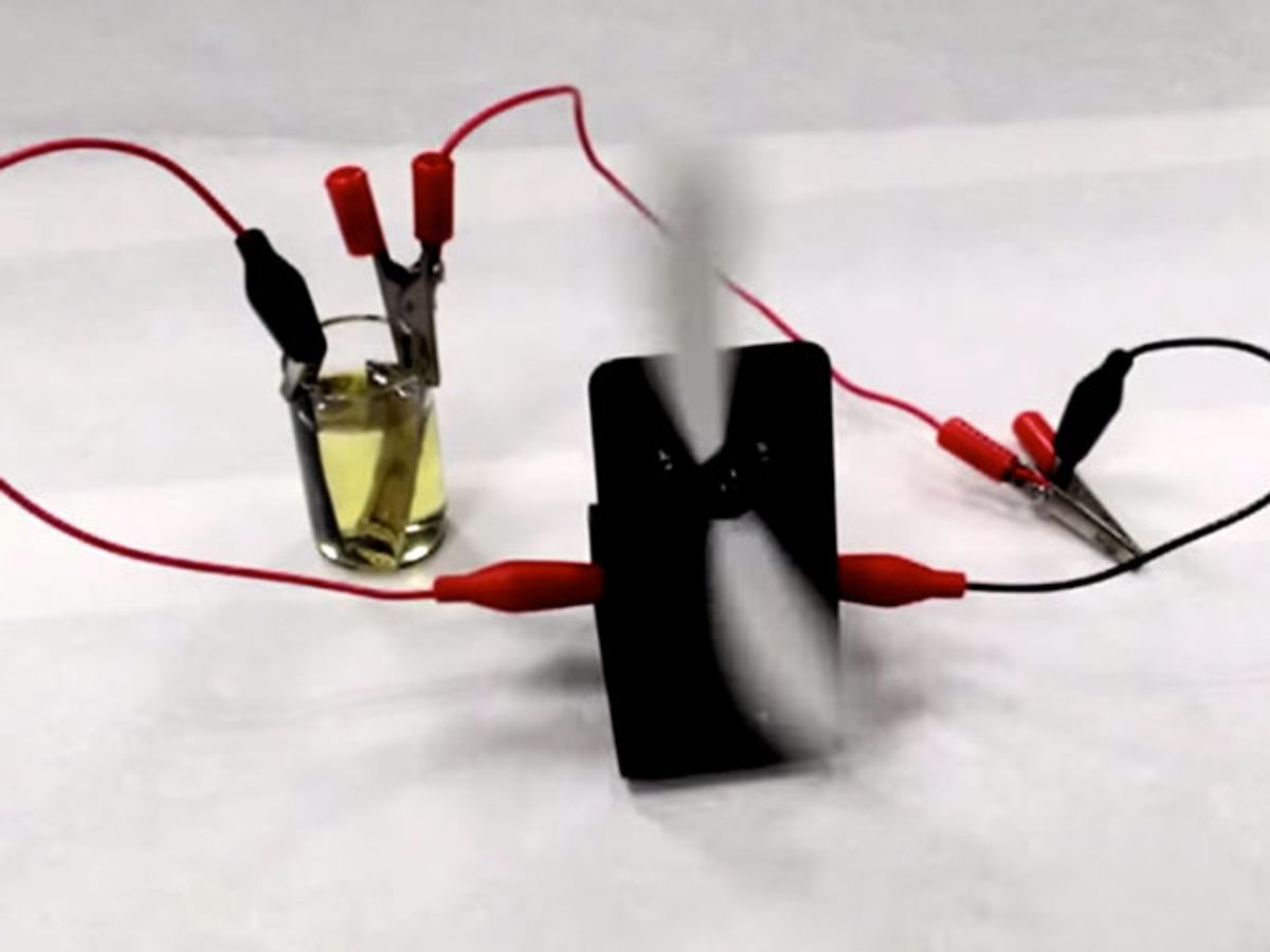 Chemical Battery Can Recharge Itself With Light