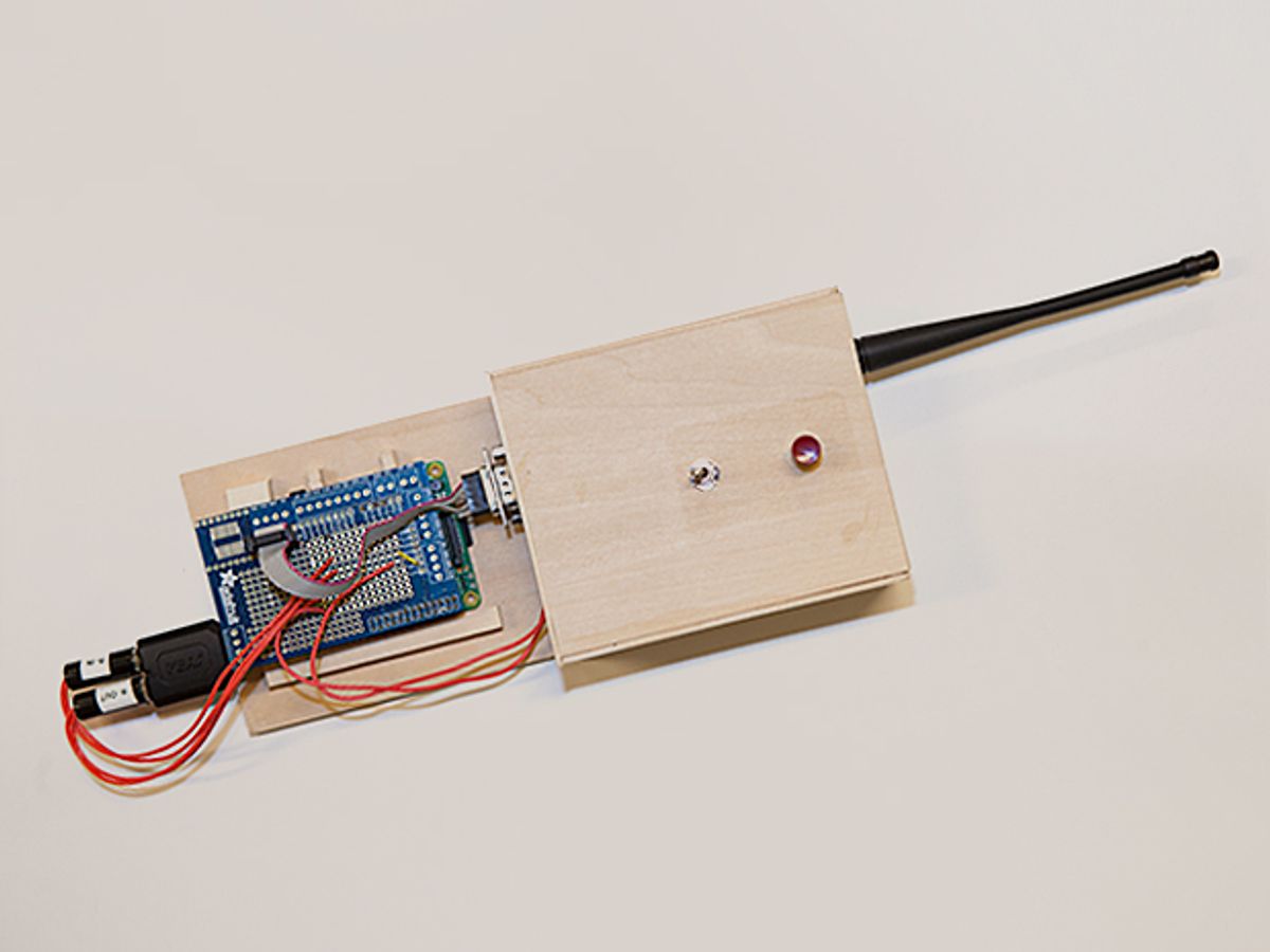 Hands on: A Ham Radio for Makers