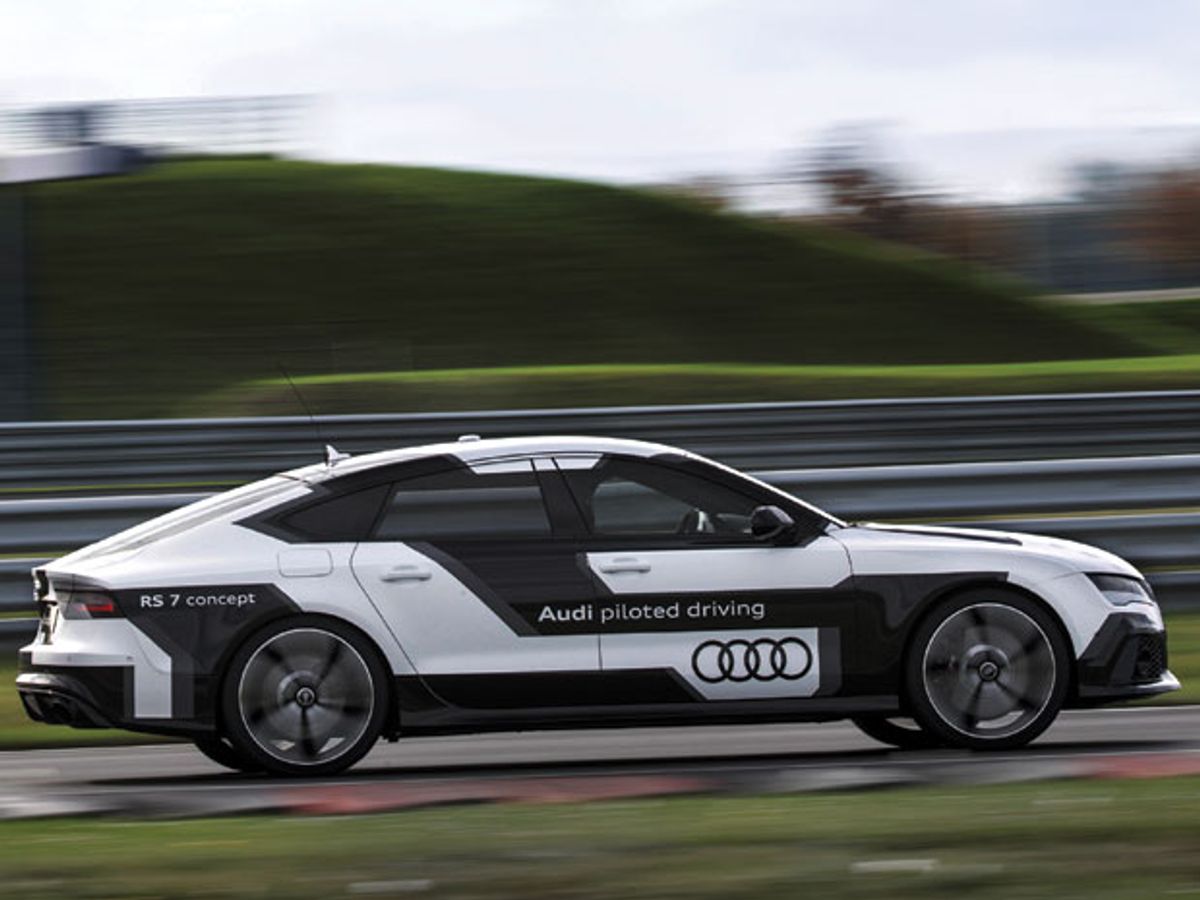 2016's Top Ten Tech Cars: Audi Autonomous RS7