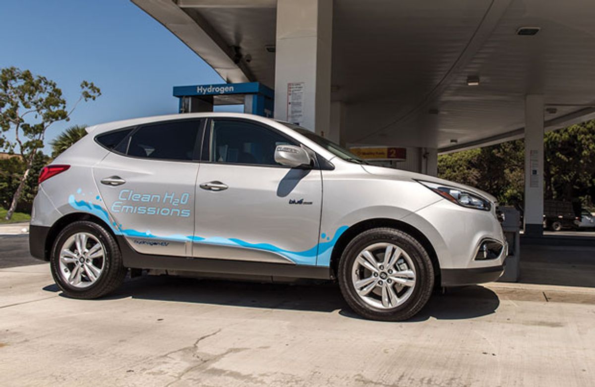 2016's Top Ten Tech Cars: Hyundai Tucson Fuel Cell