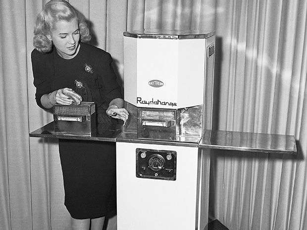Space Age Microwave Oven from 1968 : r/RetroFuturism