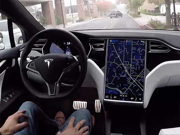 NHTSA says Tesla's AutoPilot not at fault for car crash