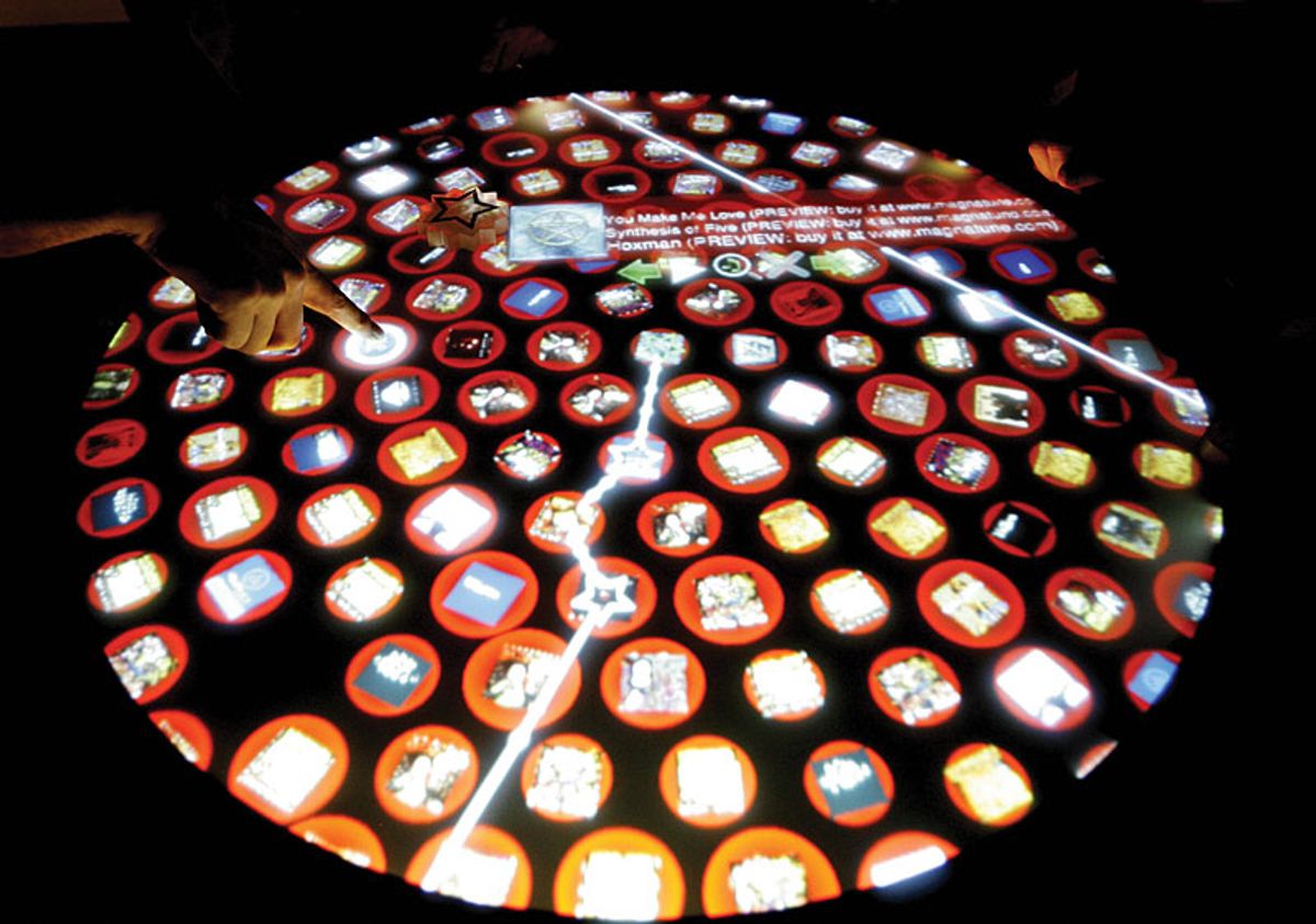 ReacTable Shines as New Multitouch Instrument