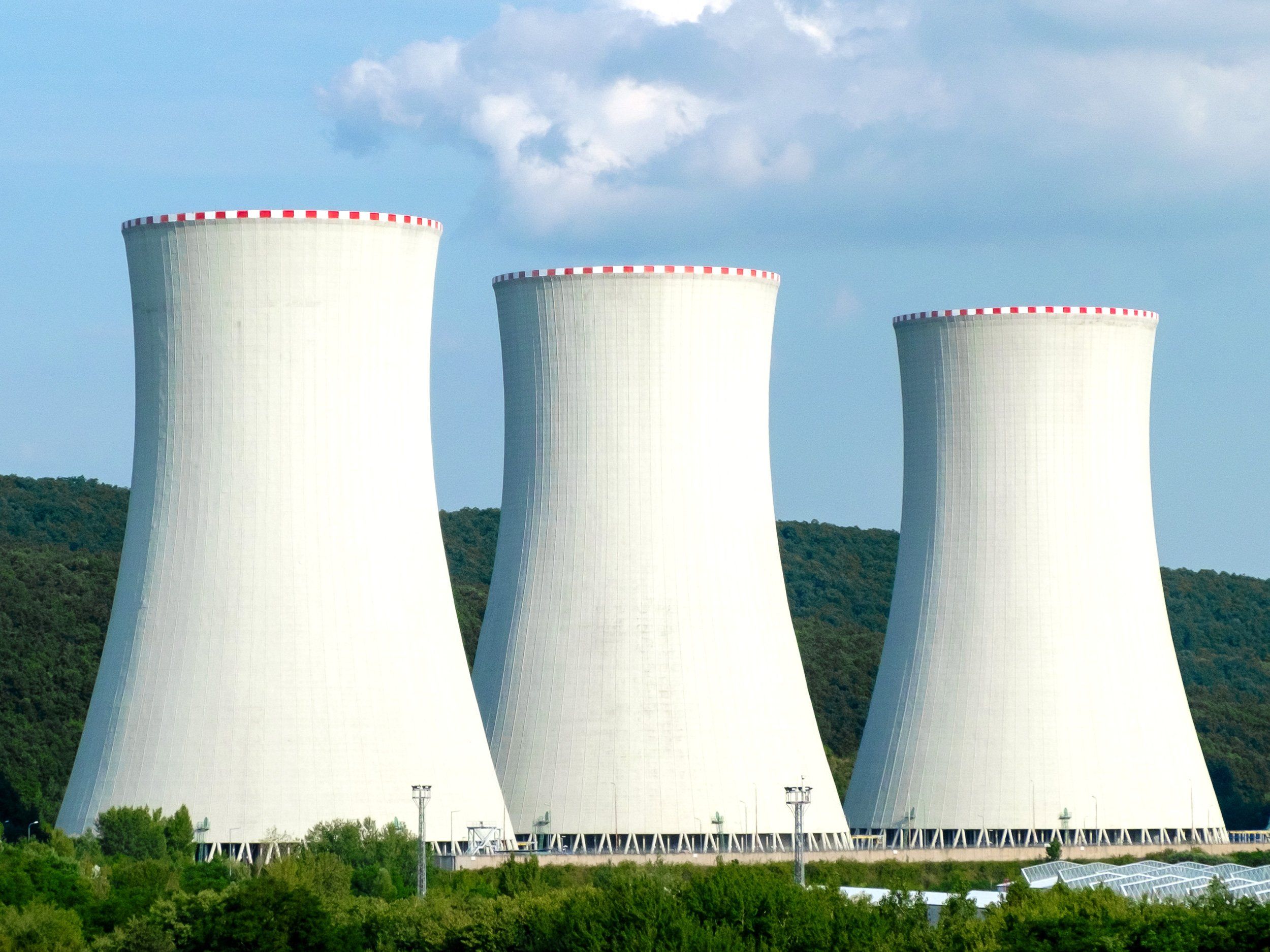 Hydrogen Electrolysis Can Give Nuclear Power a Boost - IEEE Spectrum