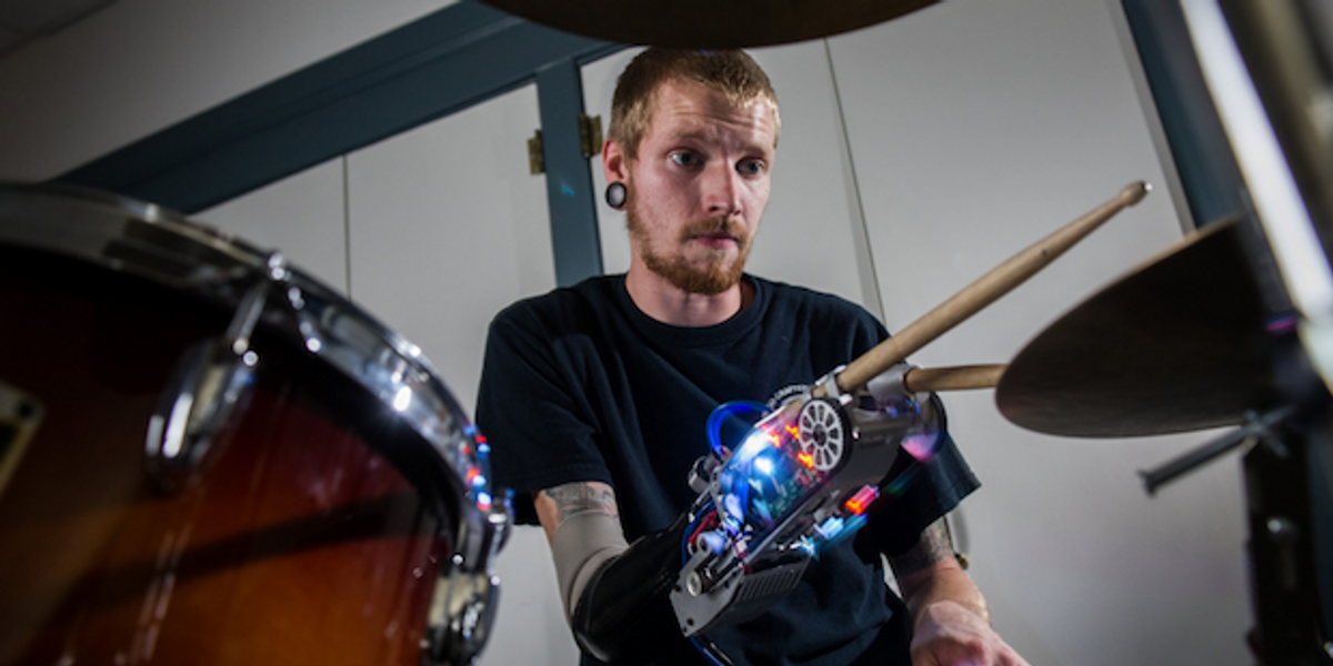 Cyborg Drumming Arm Makes Amputee Into Superhuman Musician