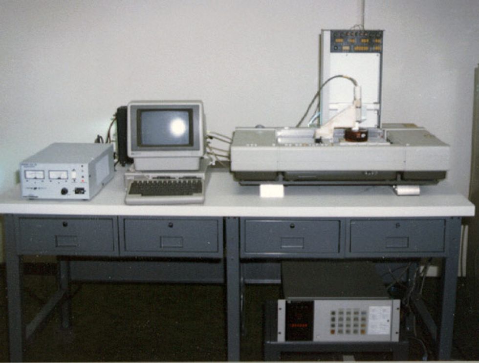 In 1983 Hull printed a small cup with this machine that he built in his lab to experiment with stereolithography.