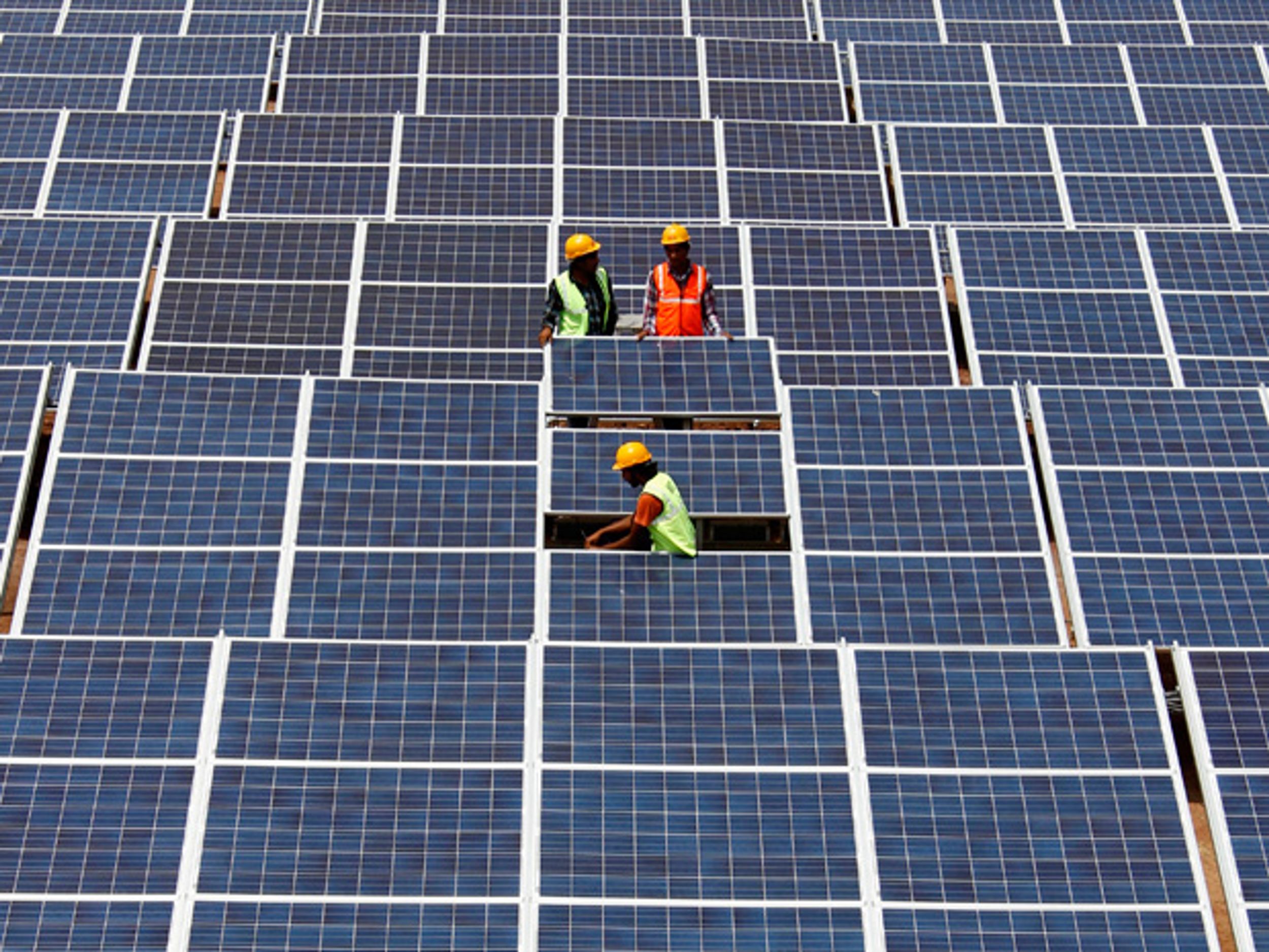 India Aims High With 4-Gigawatt Solar Plant