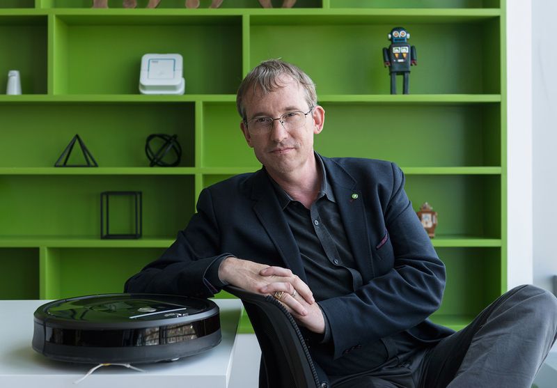 With New Roomba j7, iRobot Wants to Understand Our Homes - IEEE Spectrum