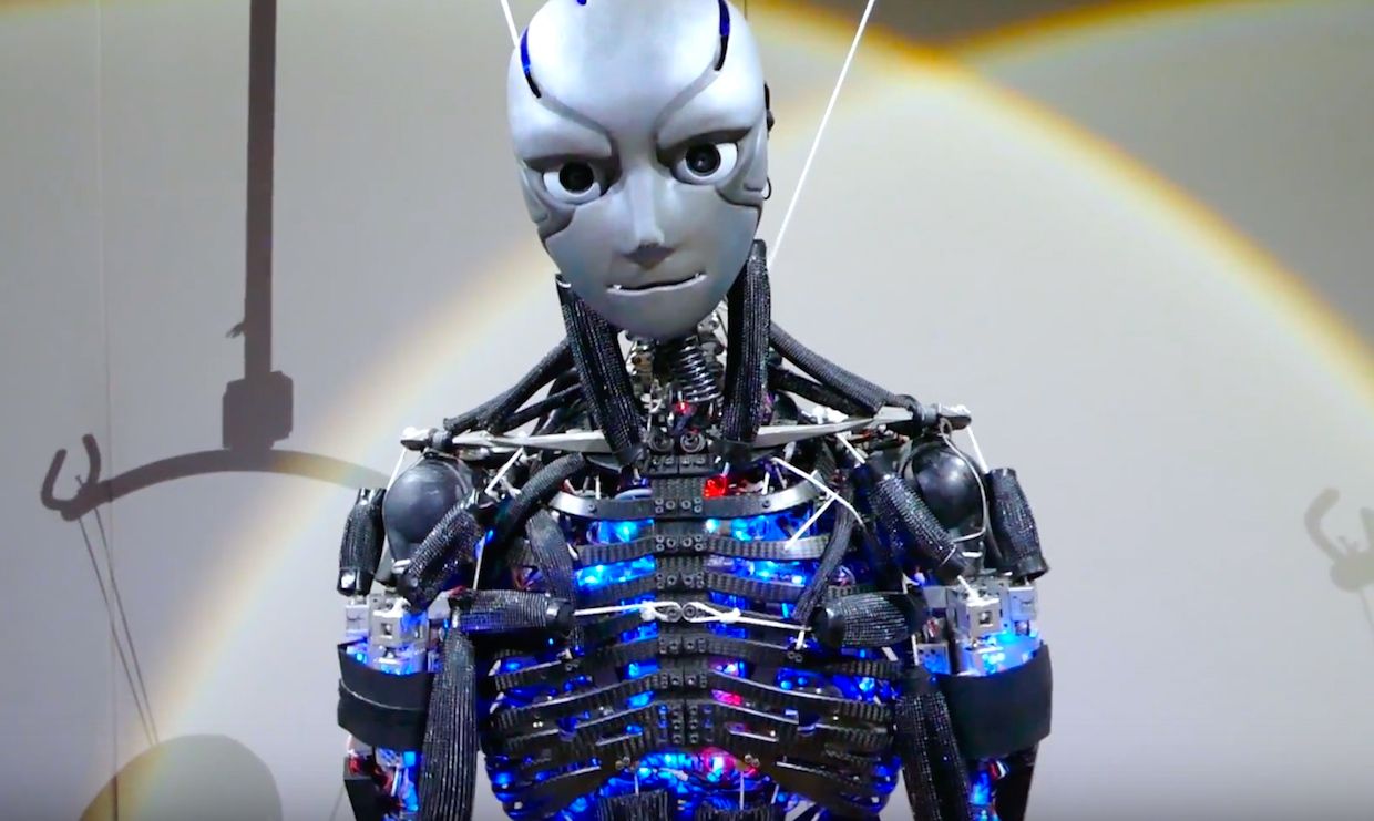 Kengoro humanoid robot that sweats and does push-ups