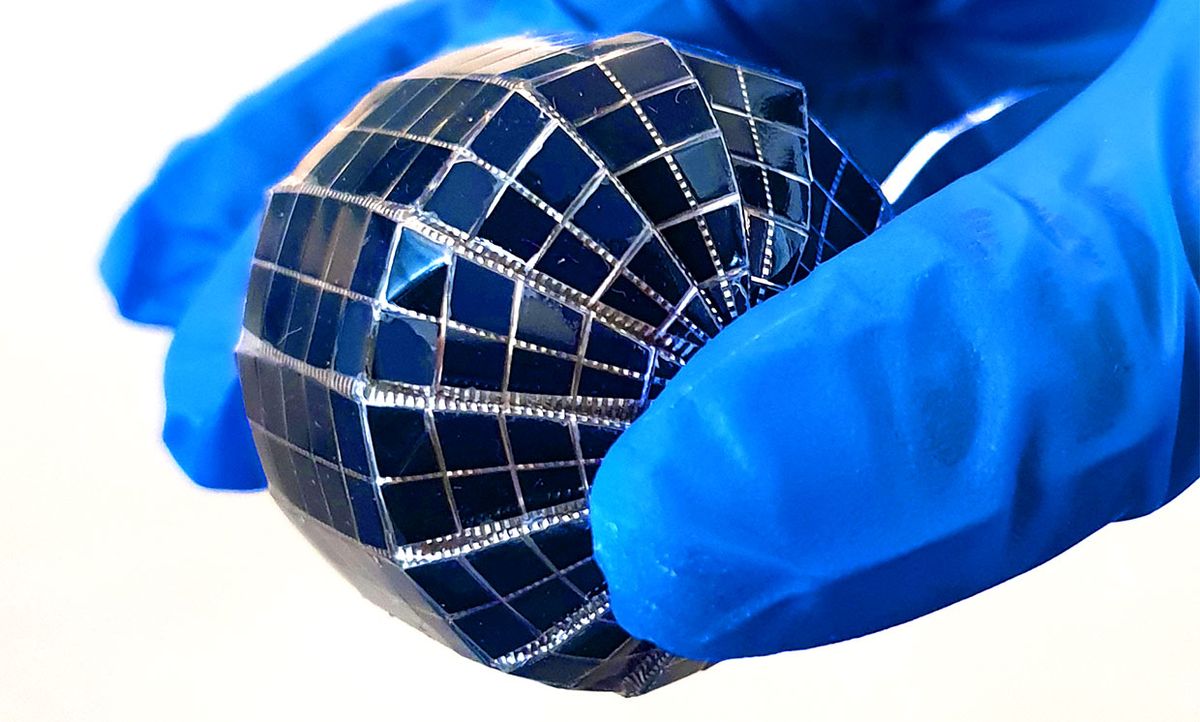 Large-scale spherical solar cell based on monocrystalline silicon developed using a corrugated architecture.