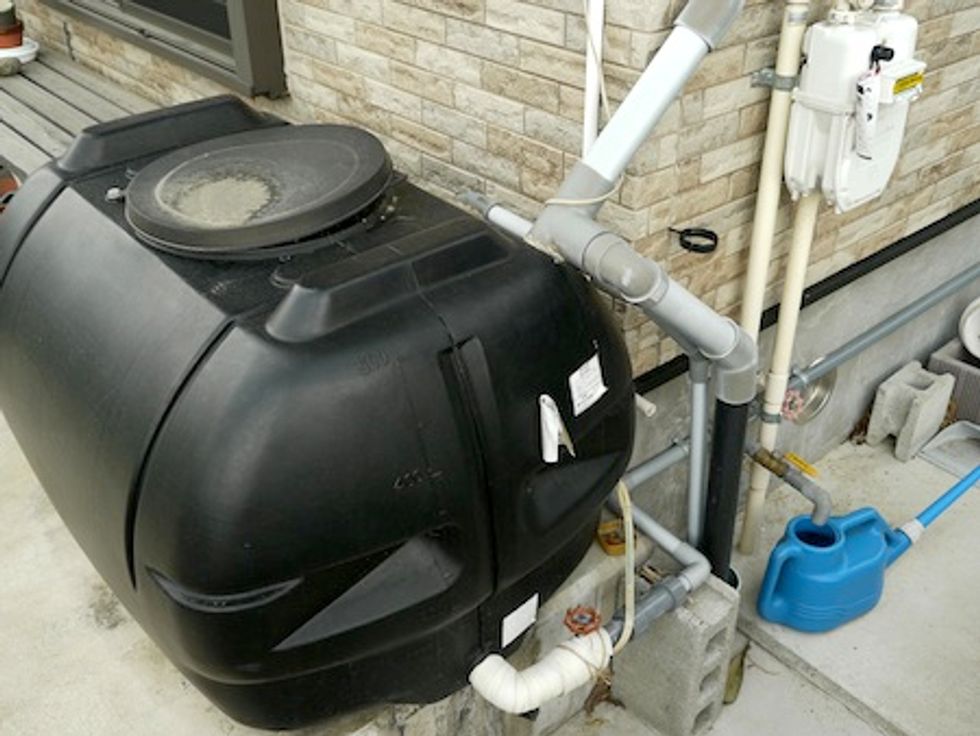 masaaki kumagai water tank at home