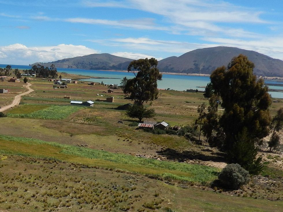 One of the communities in the skirts of the Titikaka lake impacted by the Bolivia IEEE HAC project