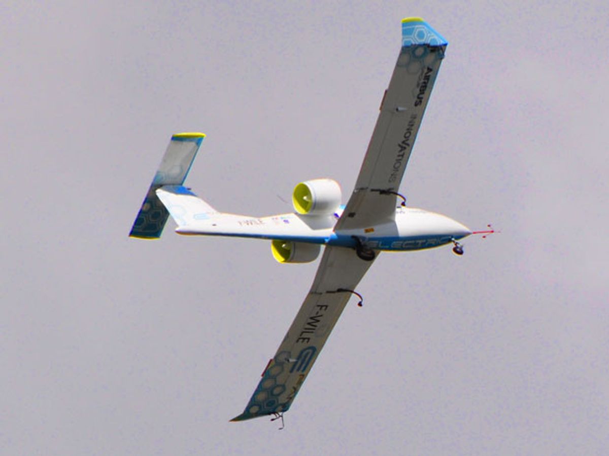 Airbus’s E-Fan Electric Plane Takes Flight