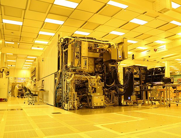Photo of a EUV scanner