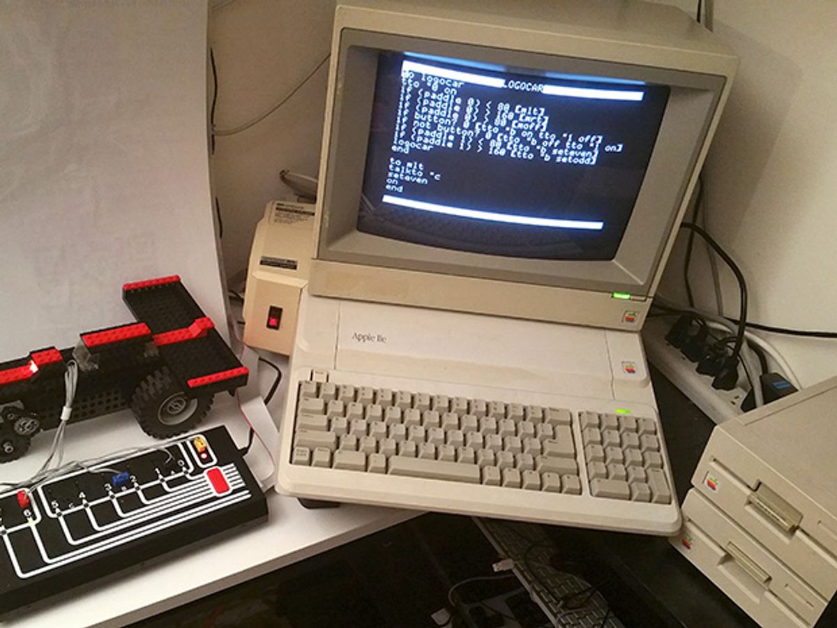 Photo of an Apple IIe and a Lego-made external interface
