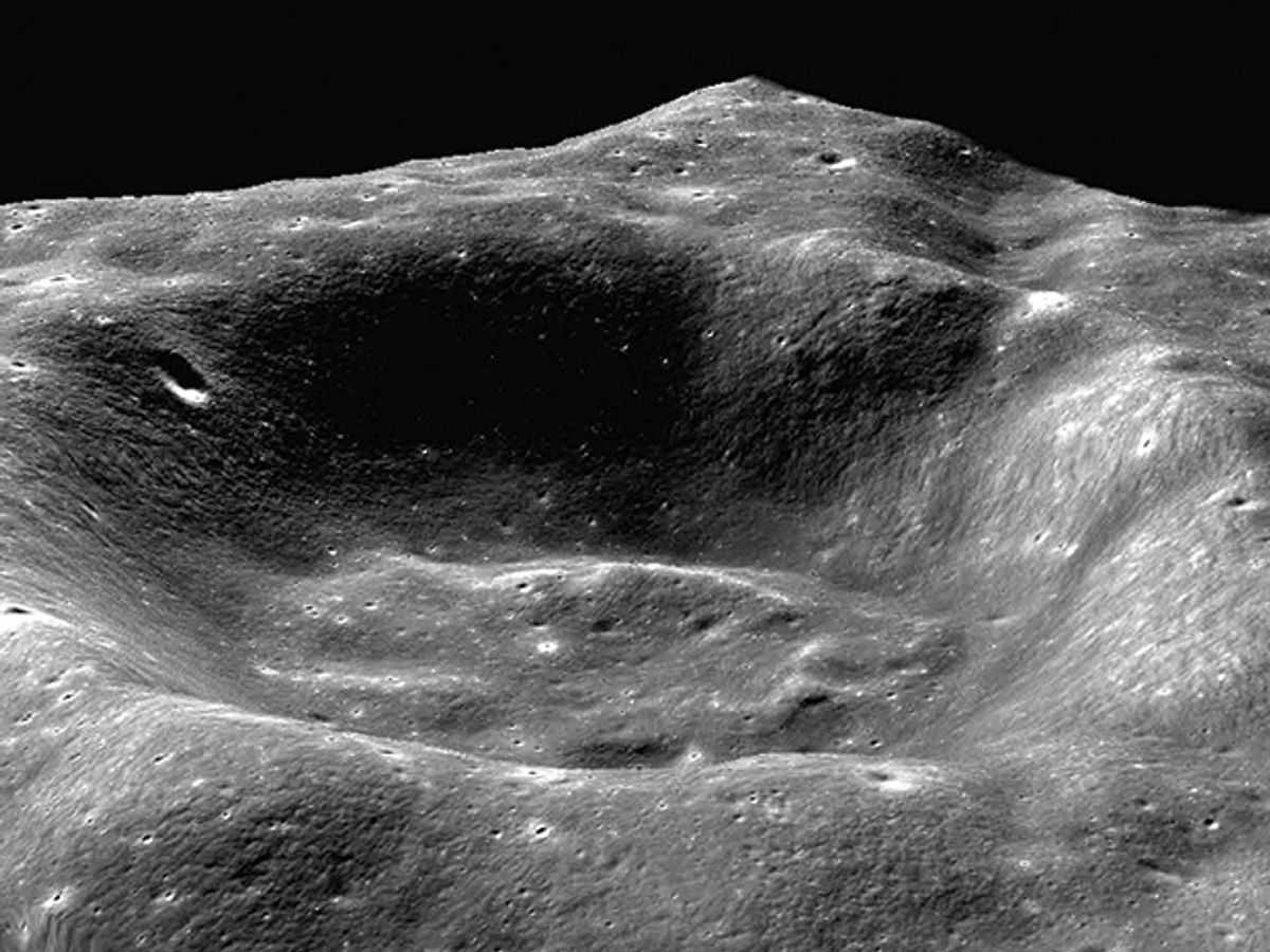 Photo of the Coulomb C crater.